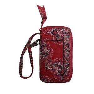 🛒 $8 - Vera BradleyRed ID zipper case #2574